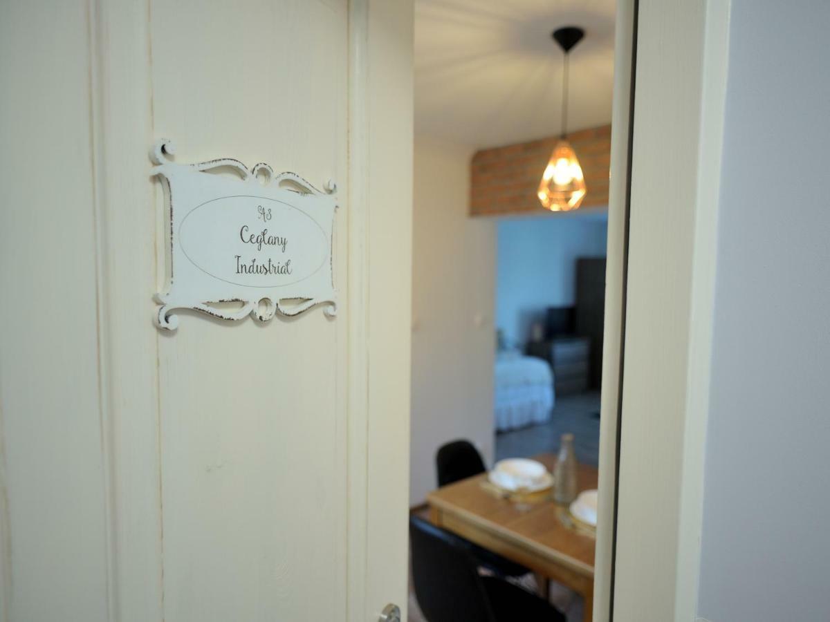 Lu Apartments Oświęcim  Eksteriør billede