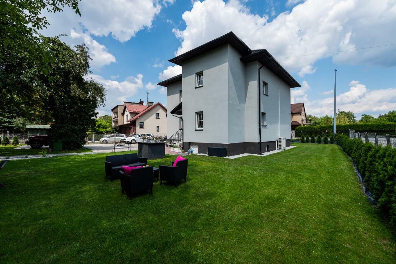 Lu Apartments Oświęcim  Eksteriør billede