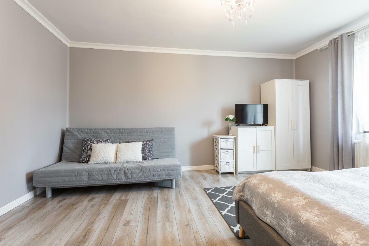 Lu Apartments Oświęcim  Eksteriør billede